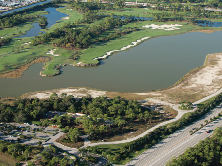 Naples Grande Golf Club